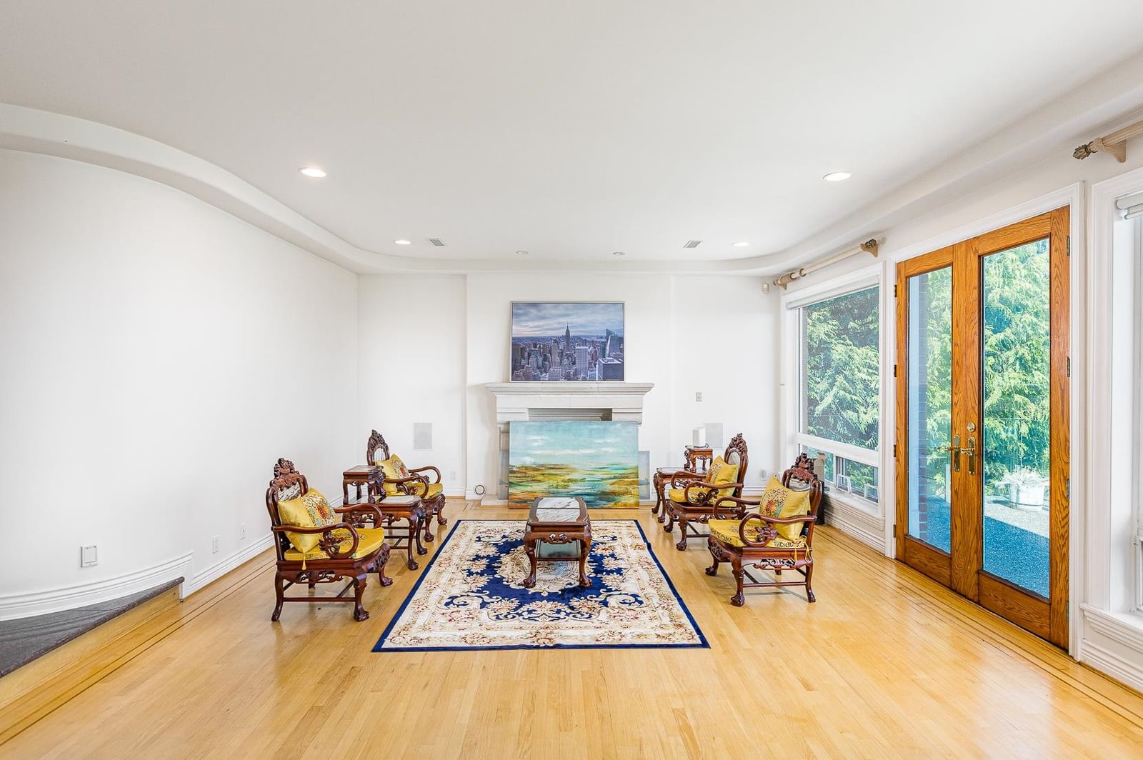 Listing Image 8