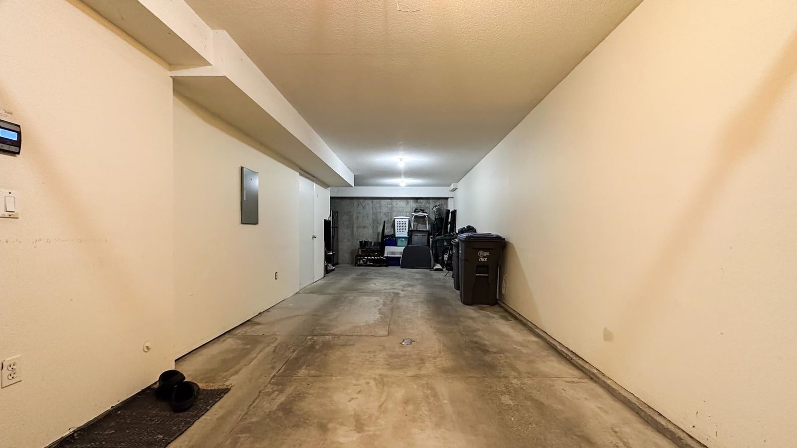 Listing Image 27