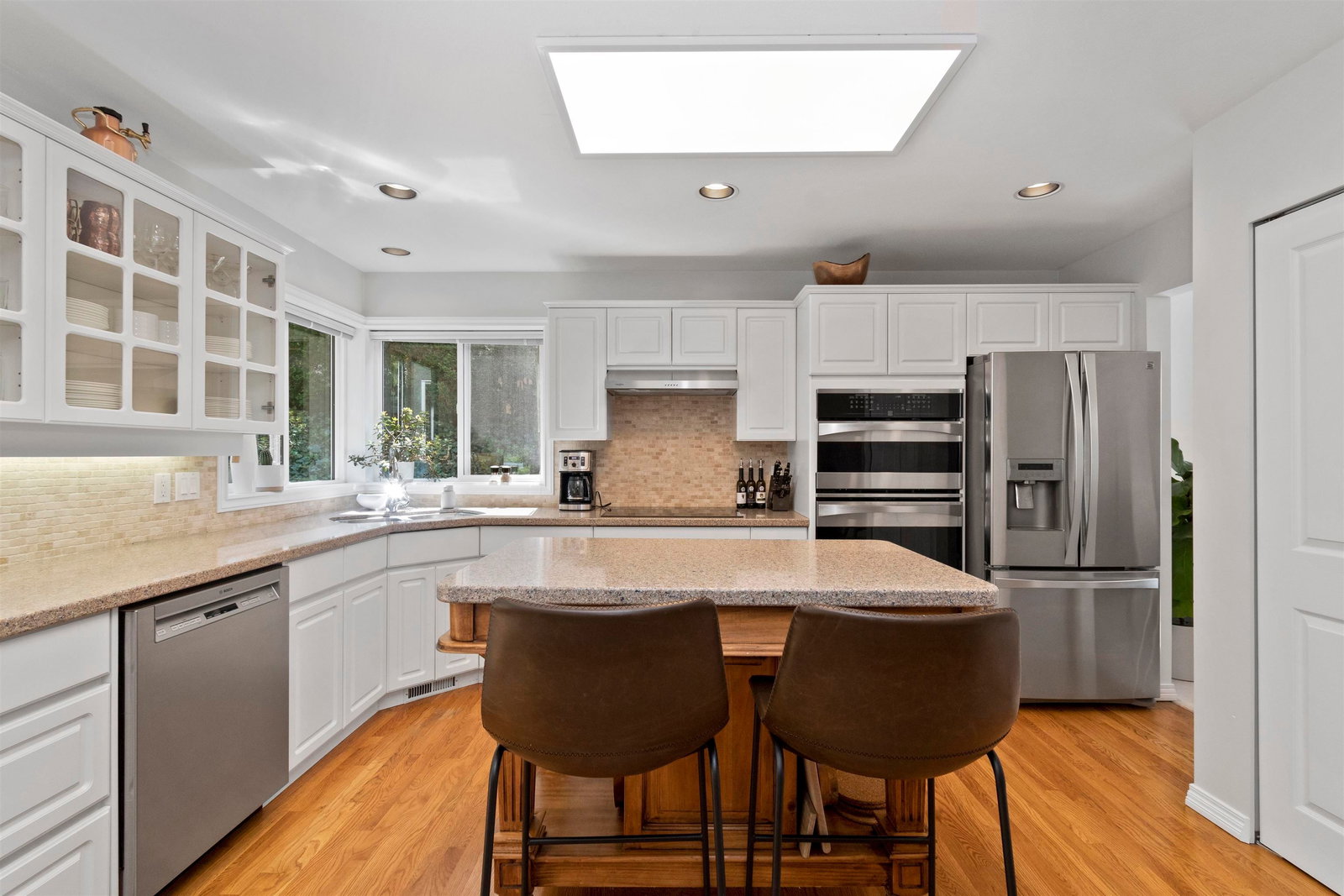 Listing Image 13