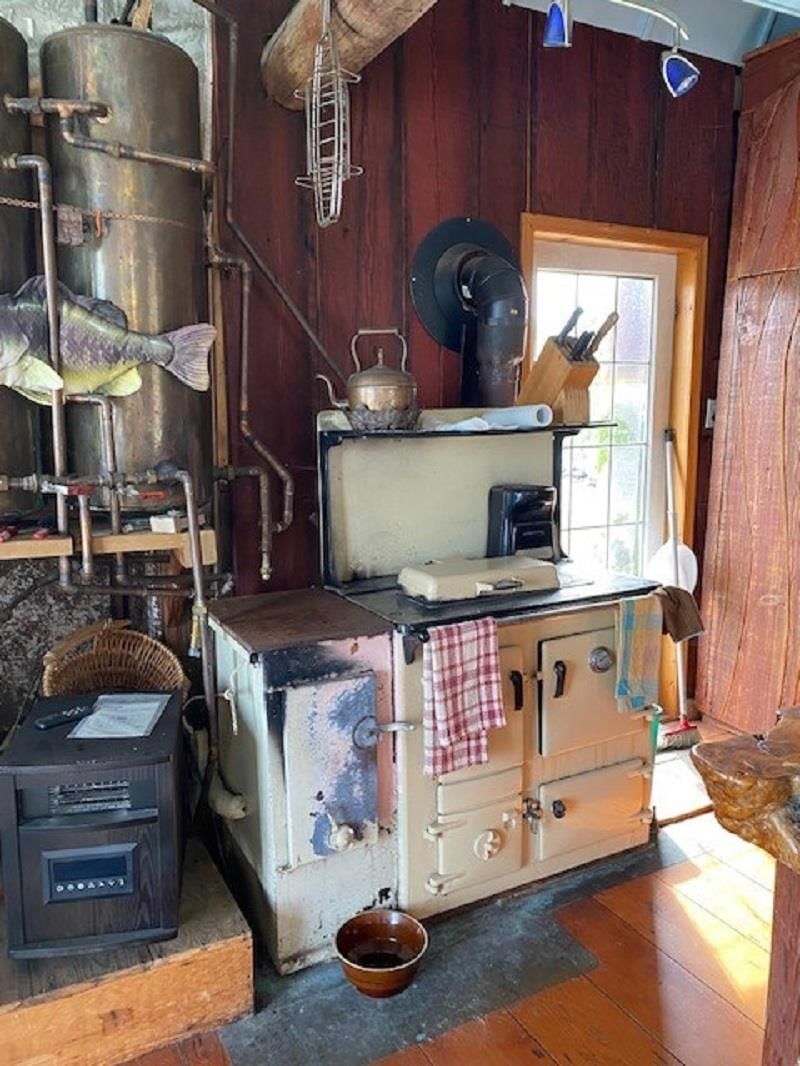 Listing Image 5