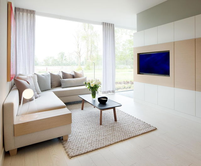 404/405 - 3438 Sawmill Crescent