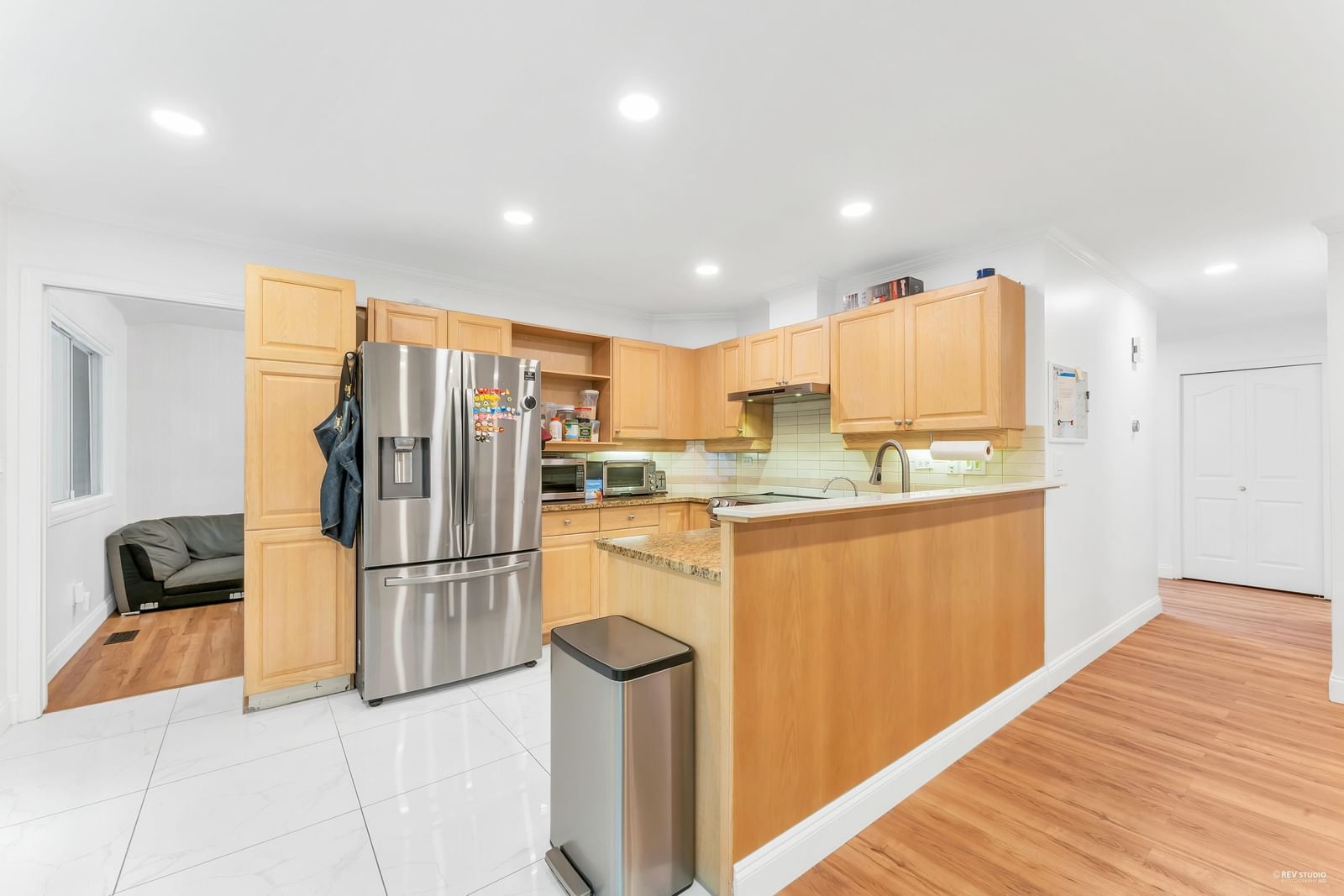 Listing Image 14