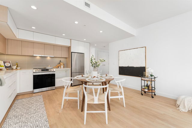 510 - 9888 University Crescent