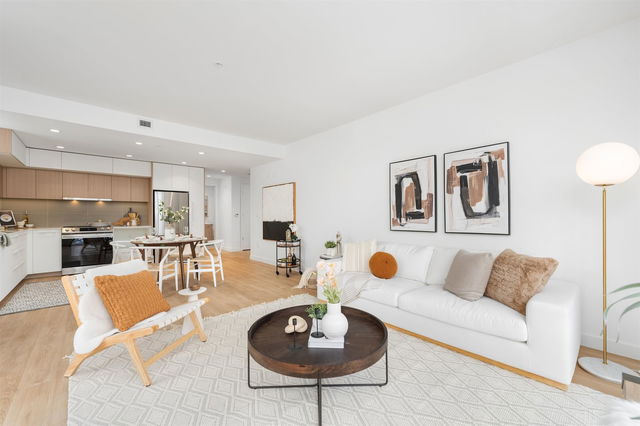 510 - 9888 University Crescent