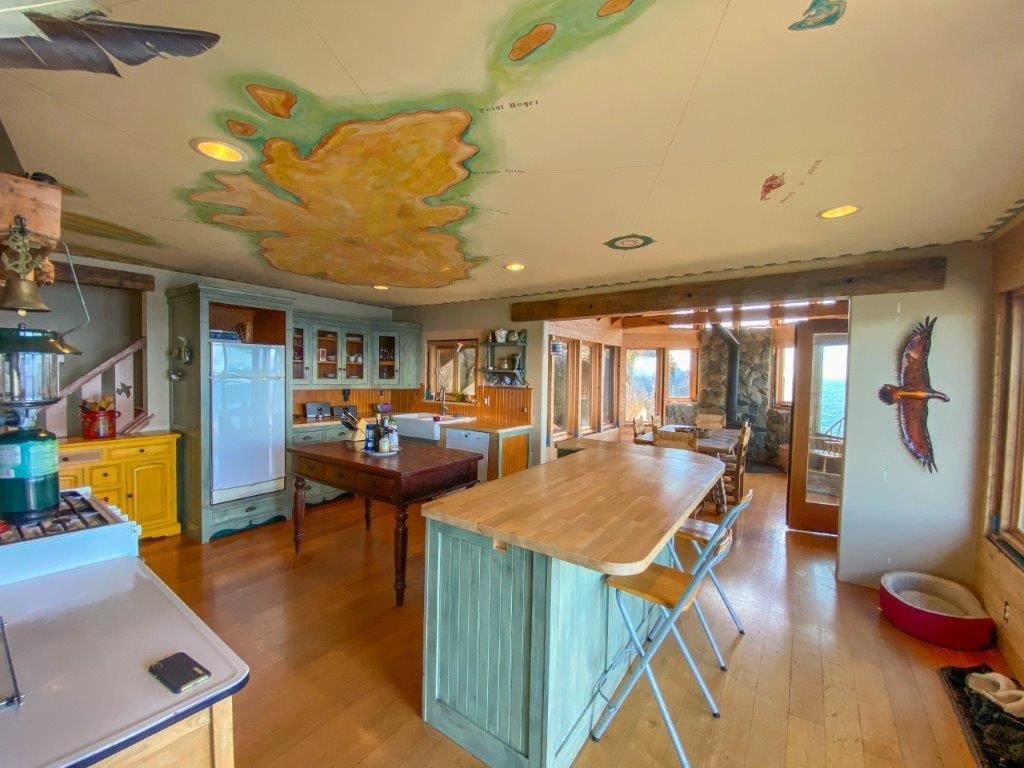 Listing Image 16