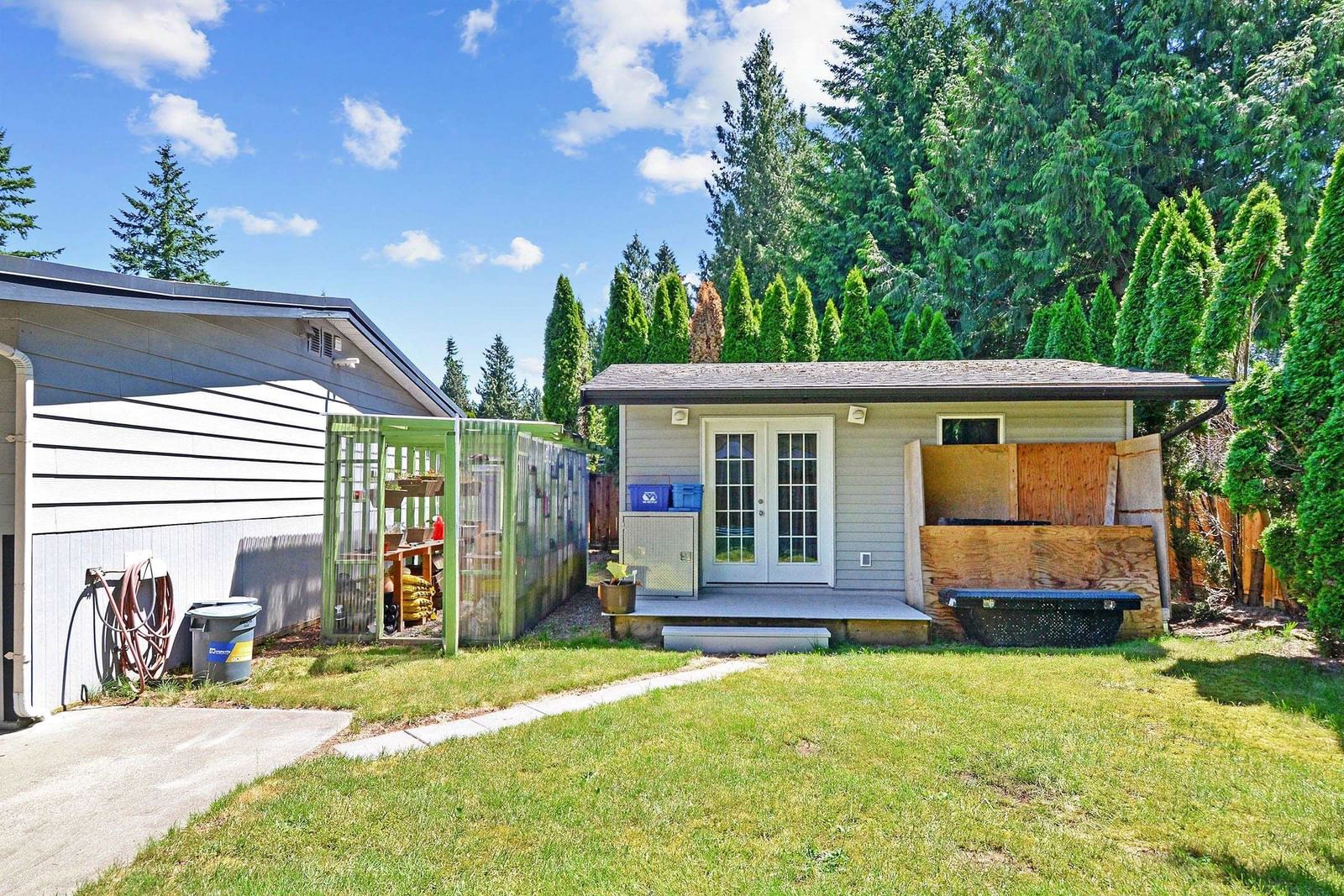 Listing Image 17