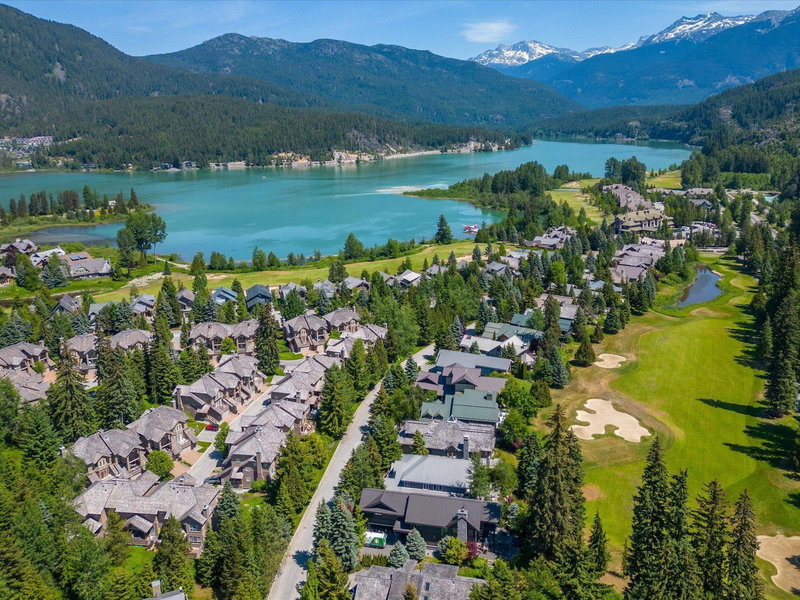 8148 Muirfield Crescent, Whistler, V0N 1B8 | Image 2