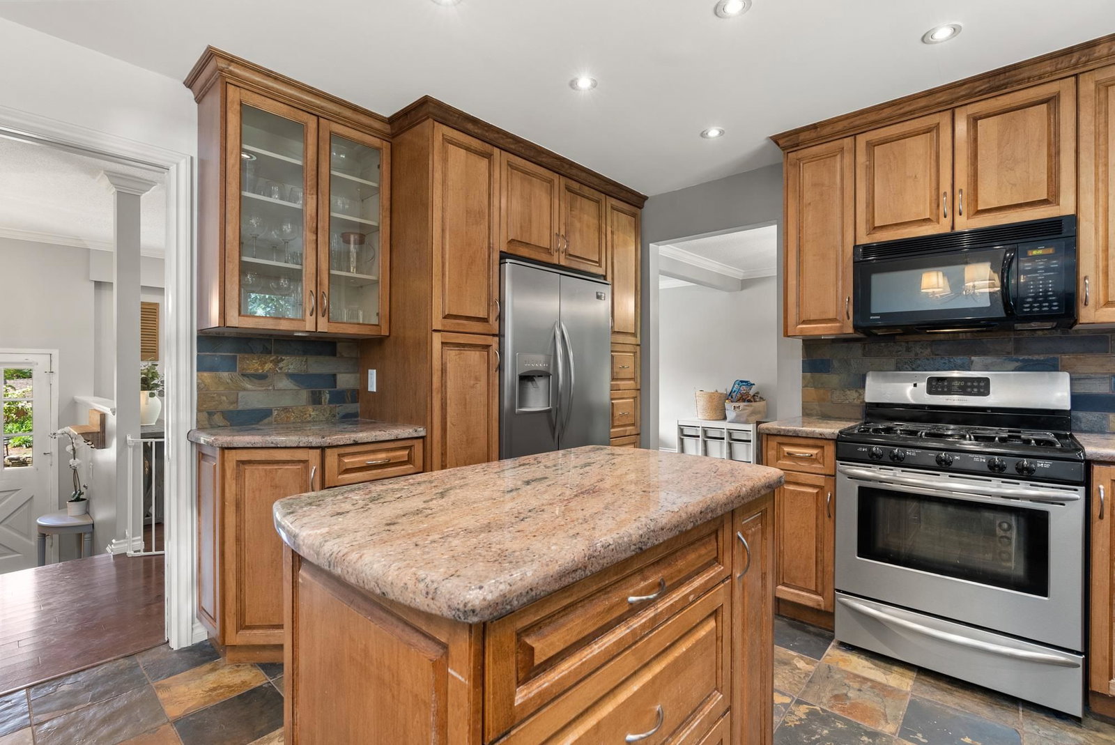 Listing Image 13