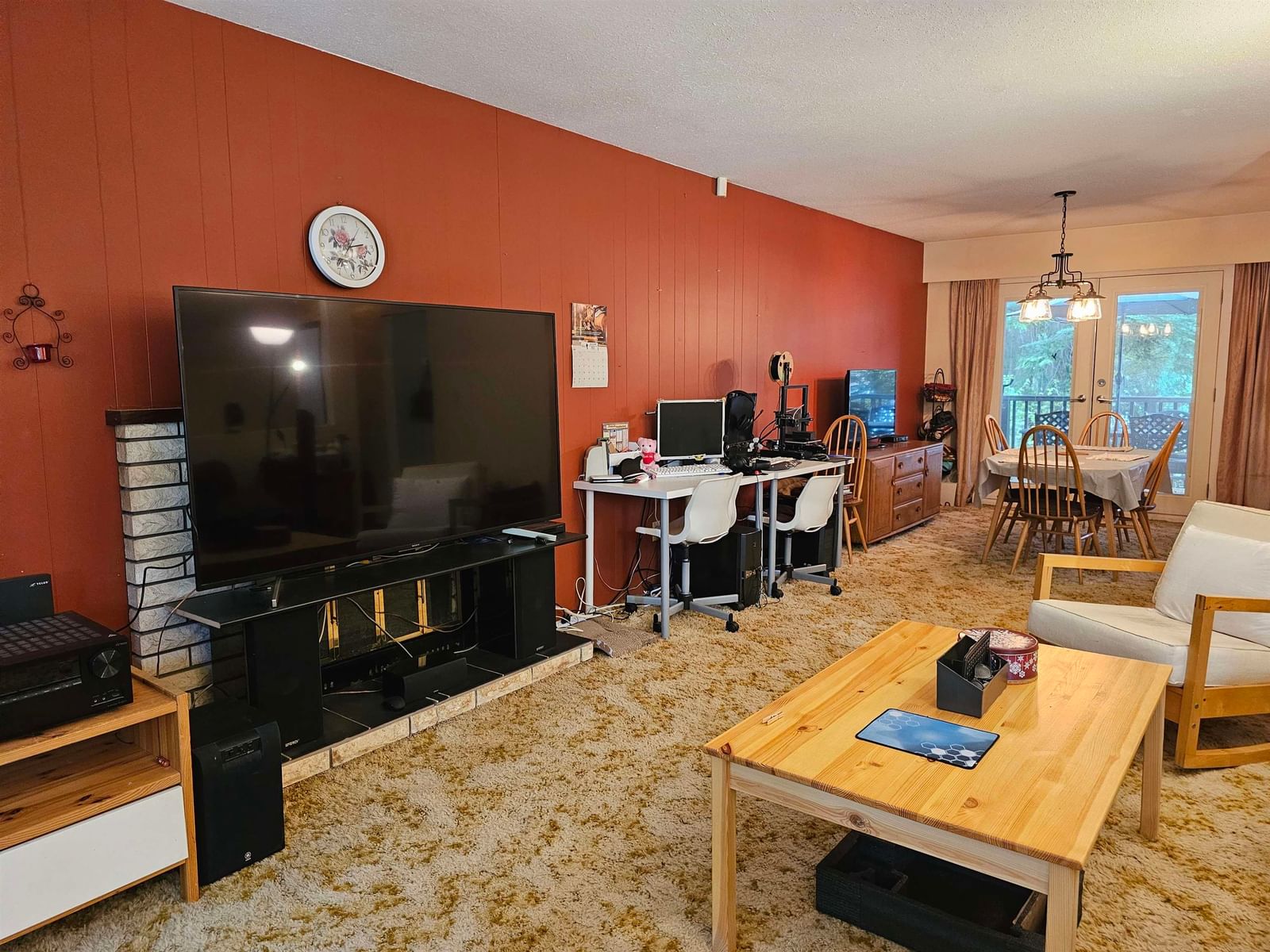Listing Image 4