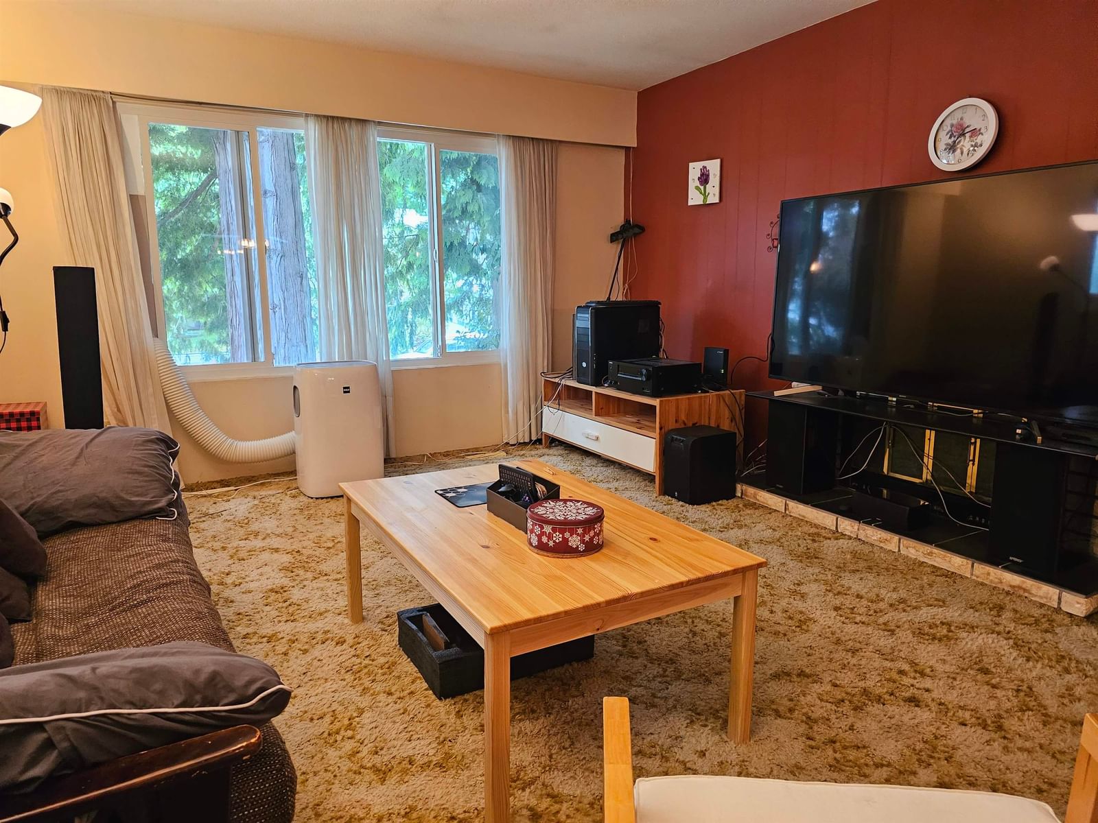 Listing Image 8