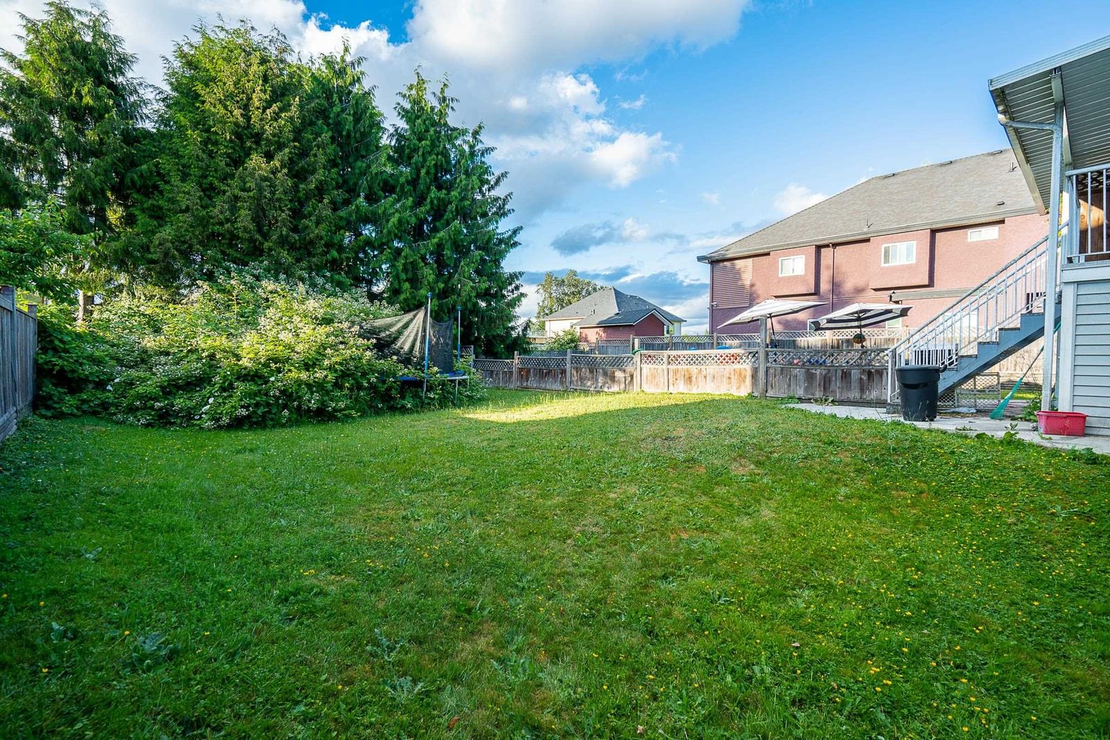 Listing Image 16