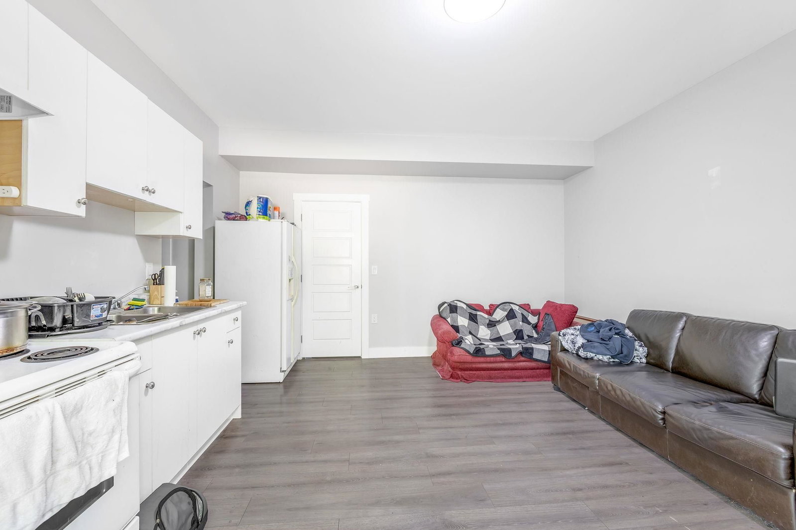 Listing Image 33