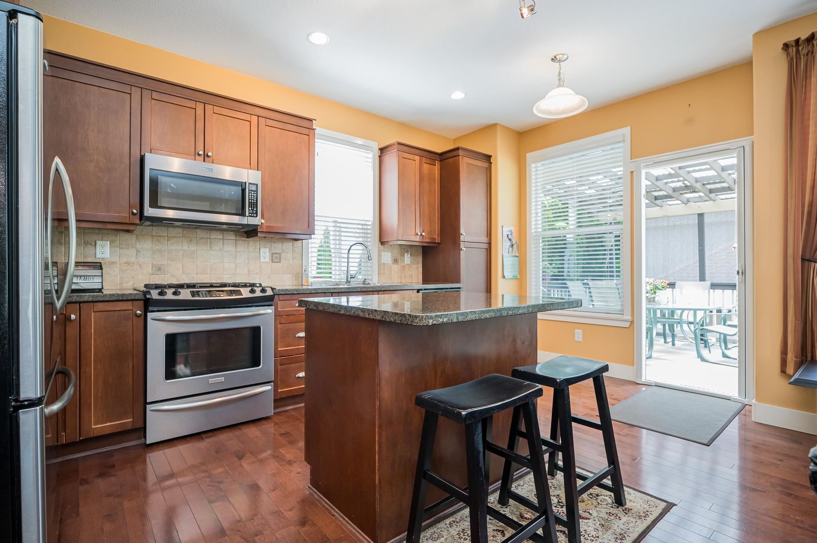 Listing Image 15