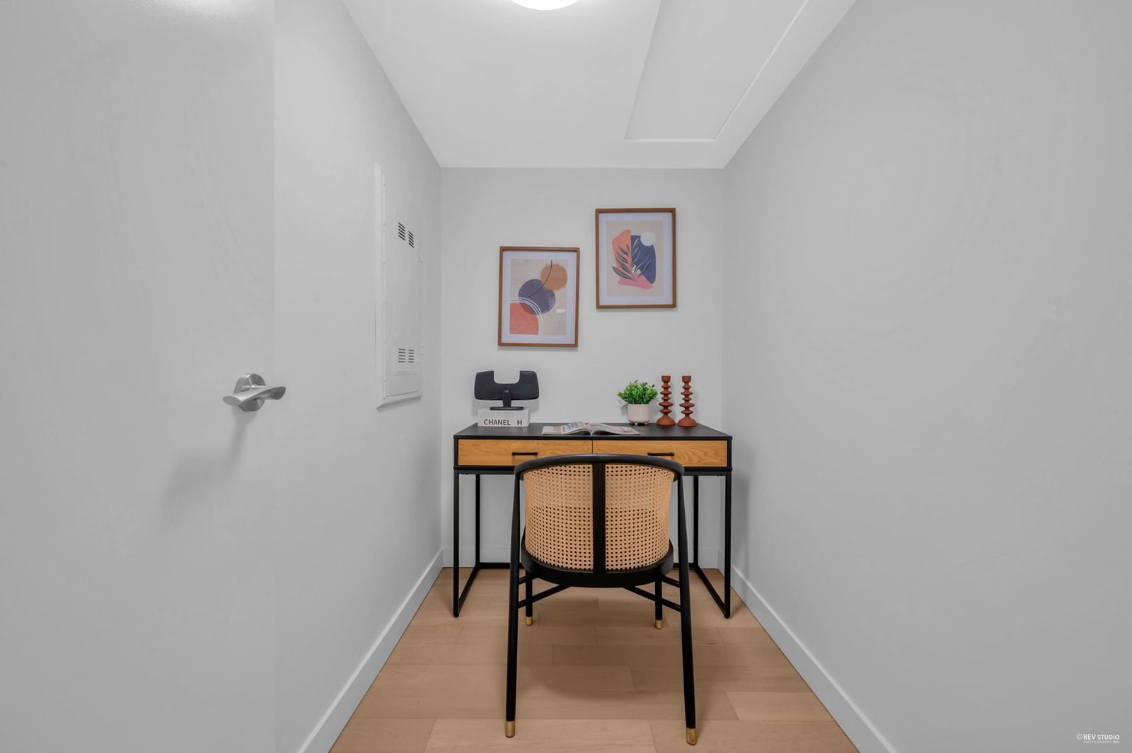 Listing Image 14