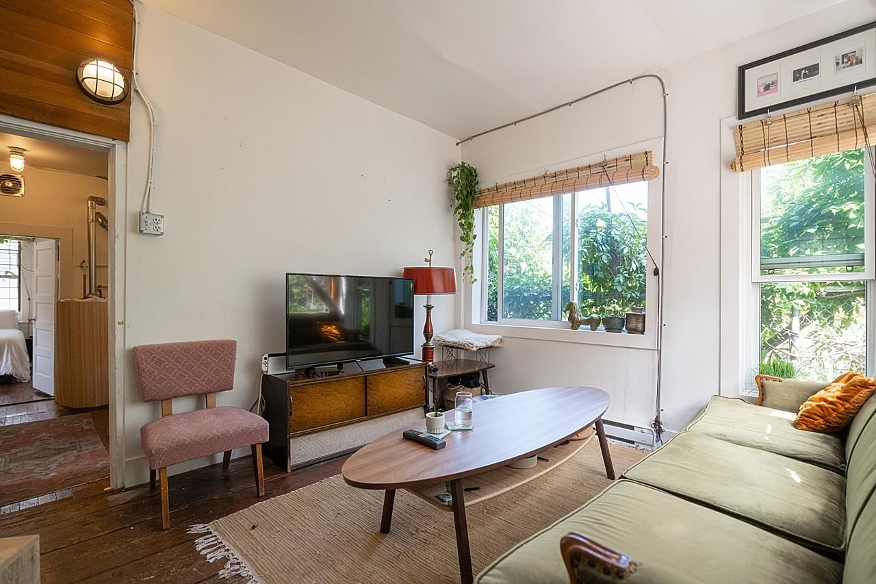 Listing Image 19