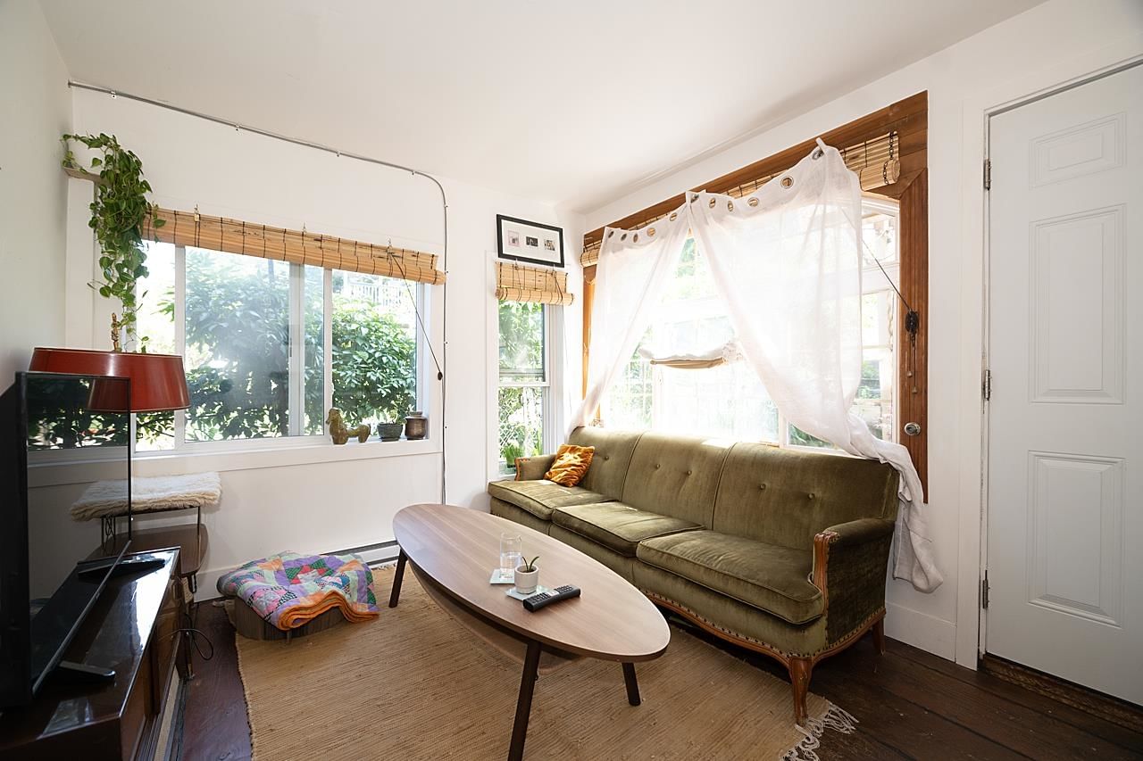 Listing Image 20
