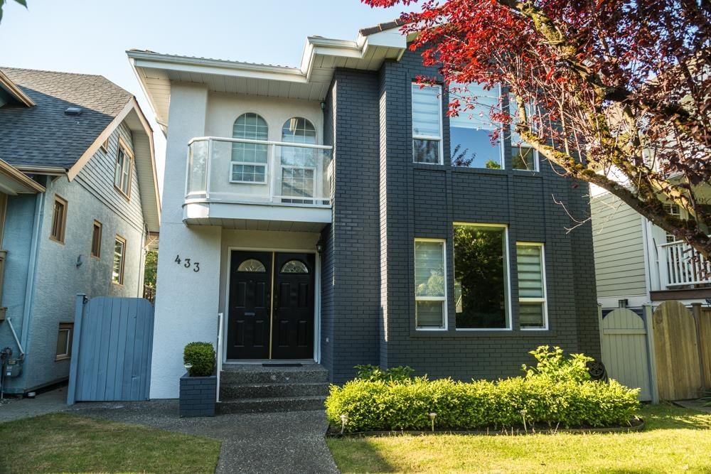 Listing Image 1
