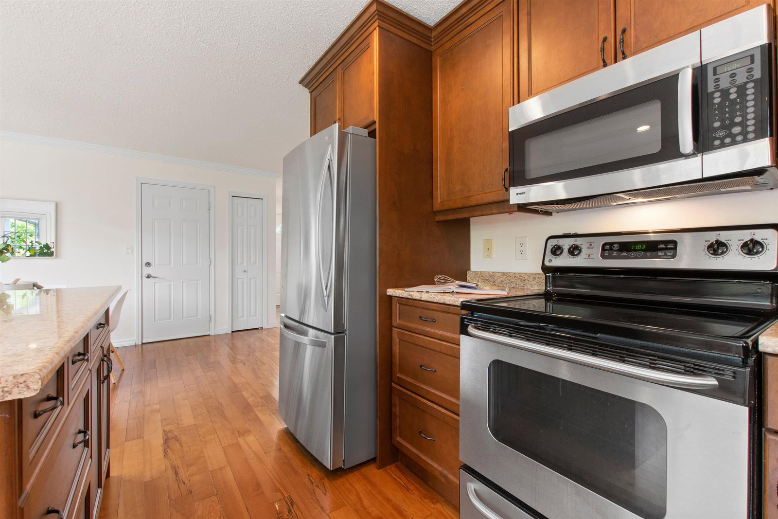 Listing Image 13