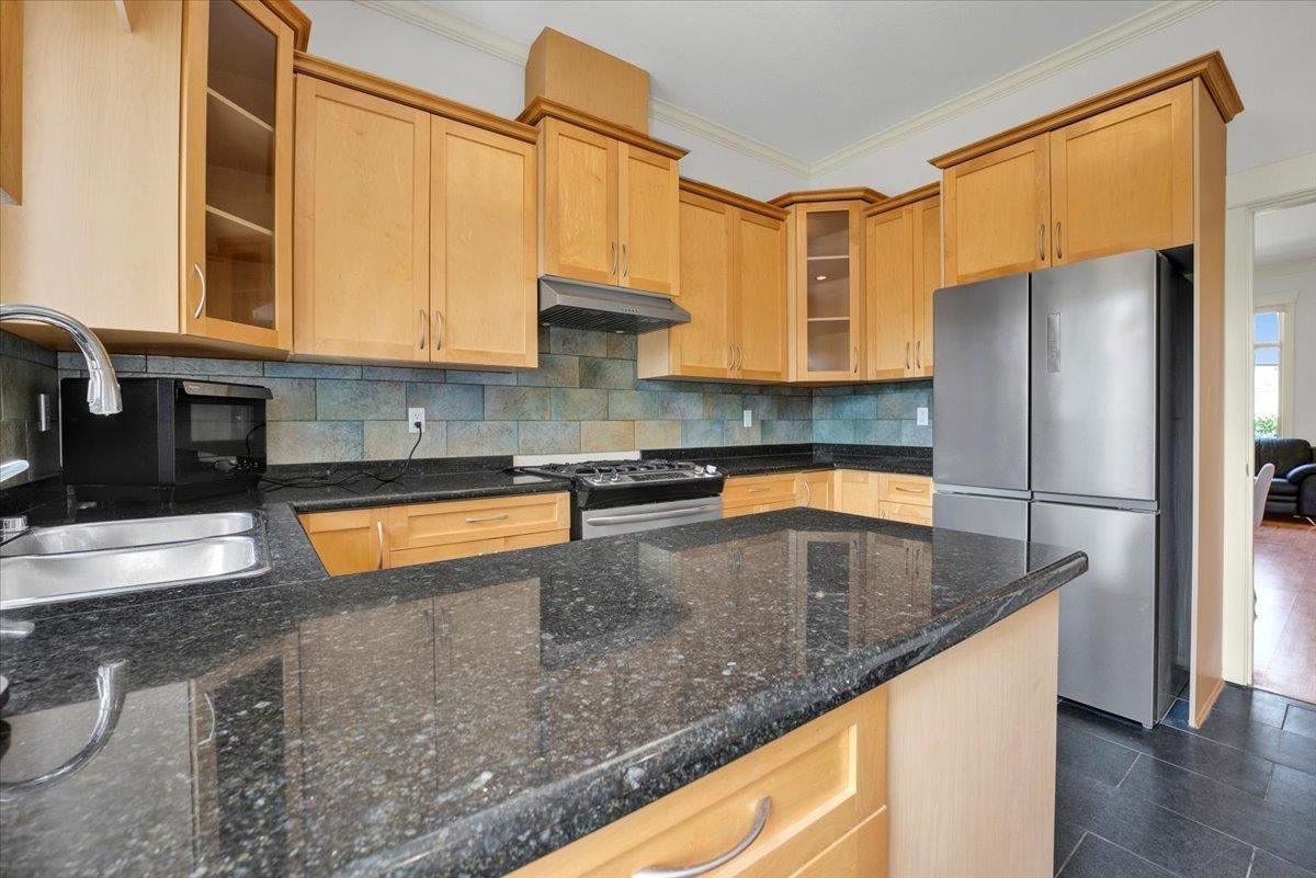 Listing Image 14
