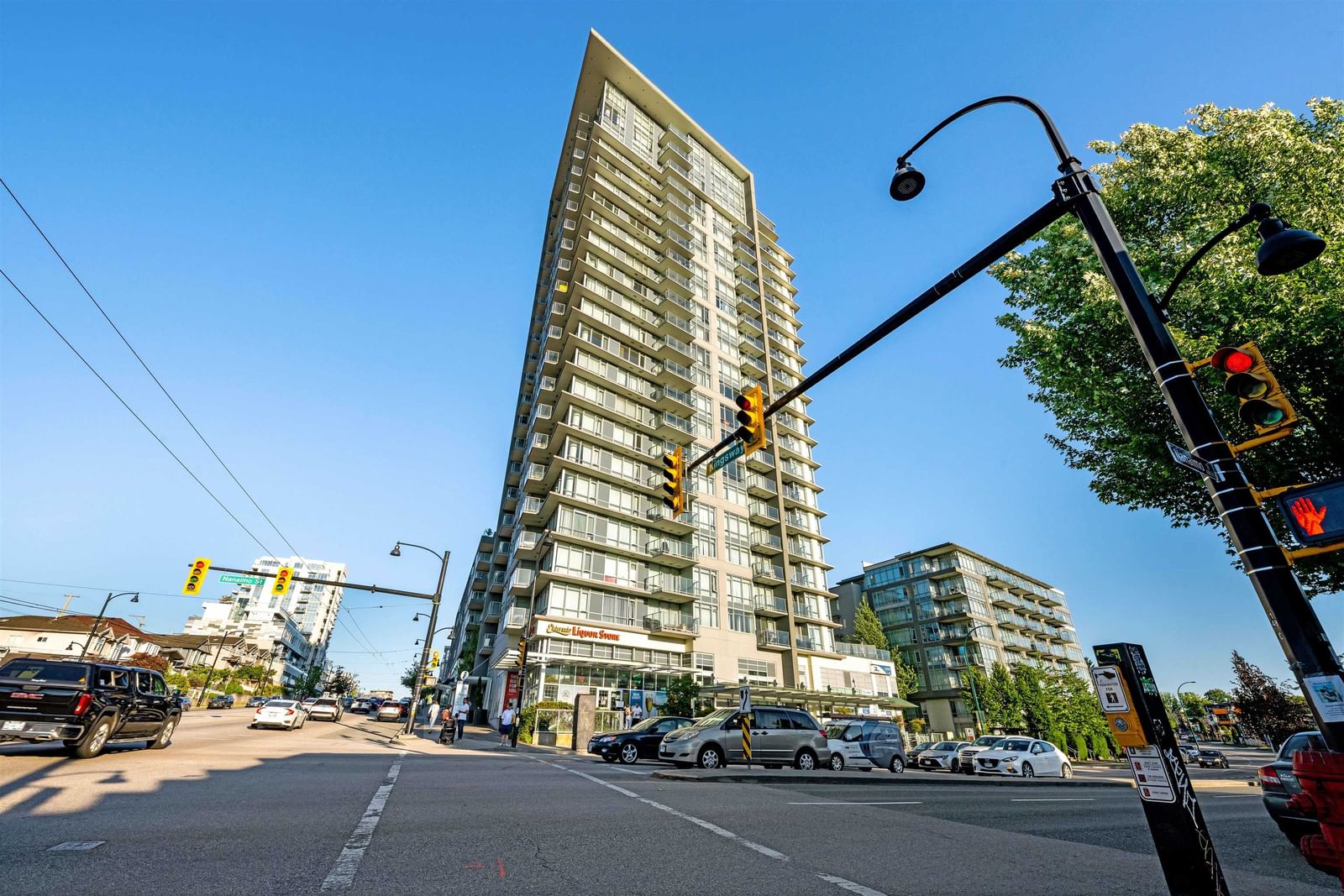 Listing Image 1