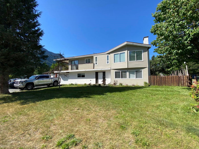 385 Ferry Landing Place, Hope, V0X 1L0 | Image 2