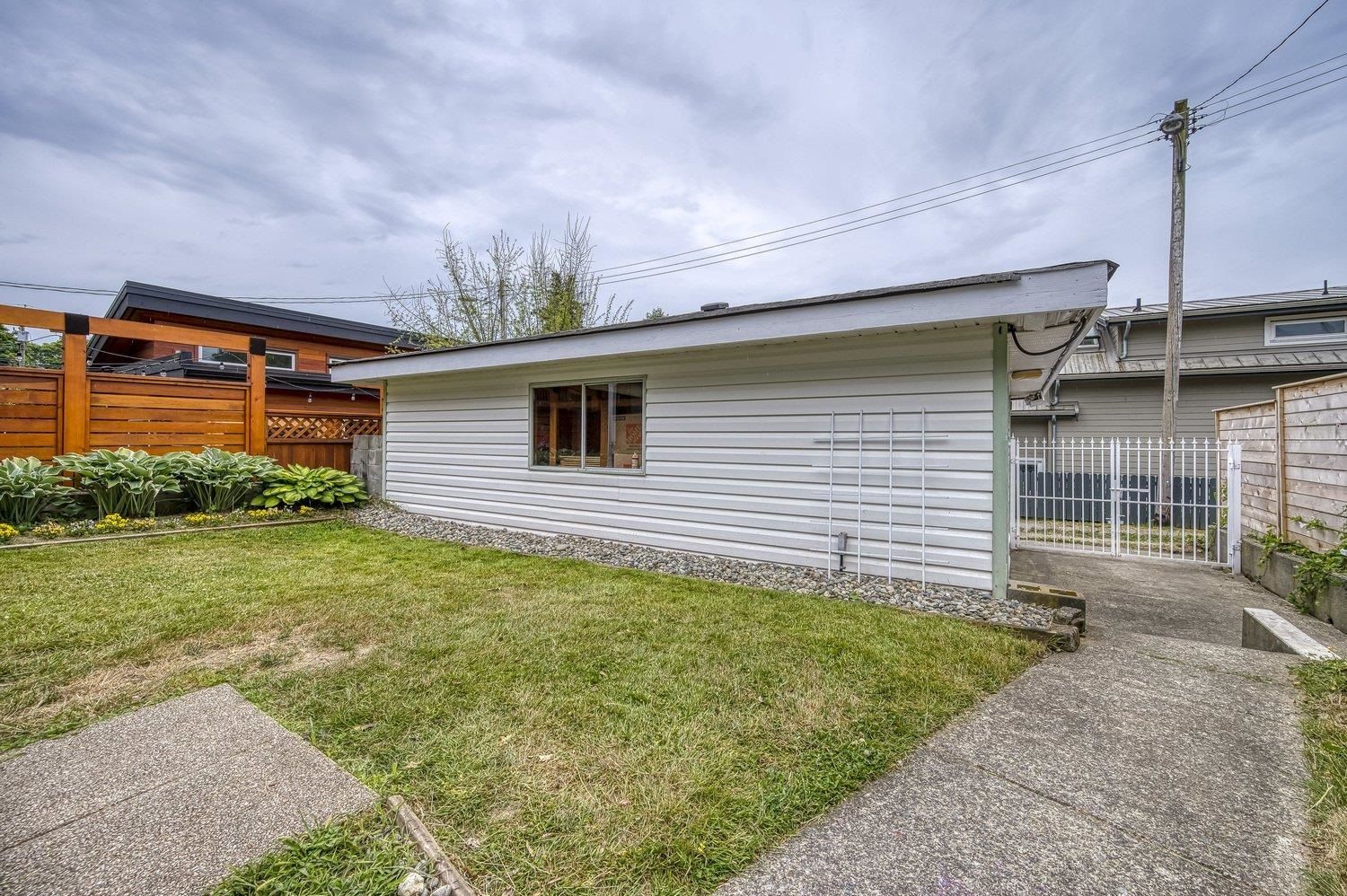 Listing Image 20