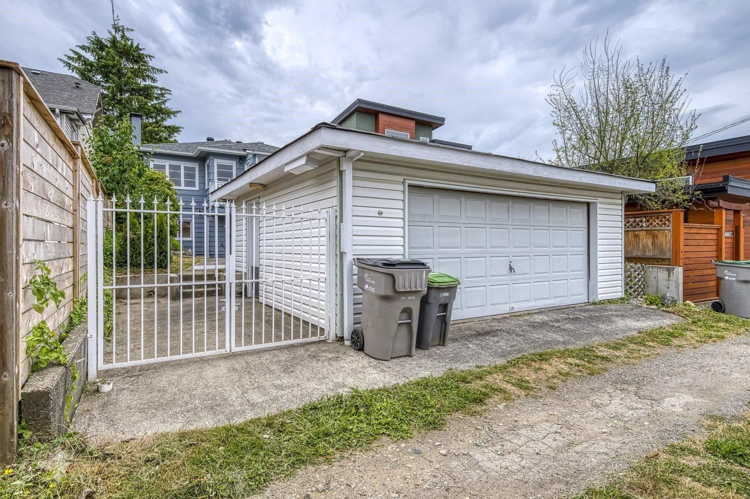 Listing Image 23