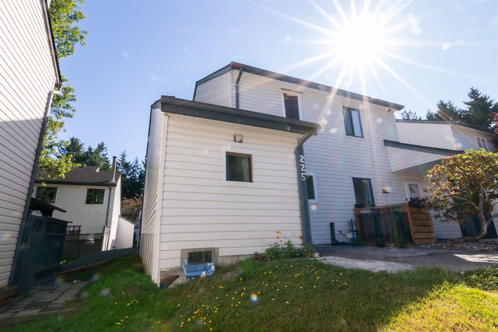 Listing Image 19