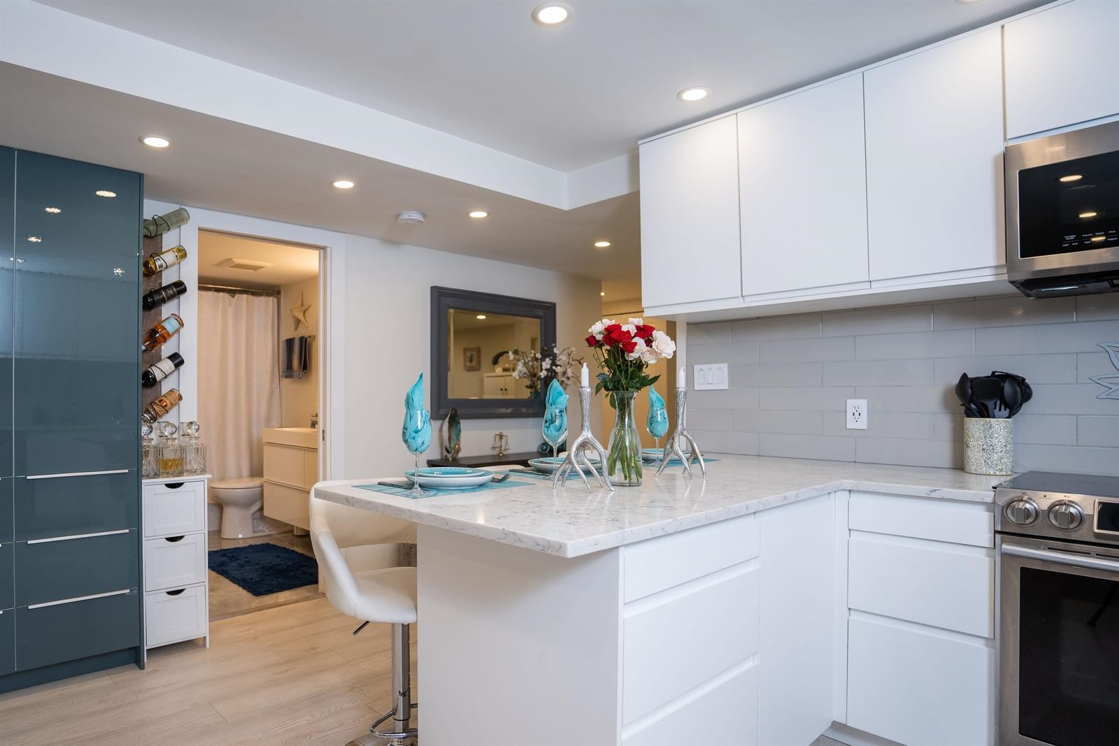 Listing Image 10