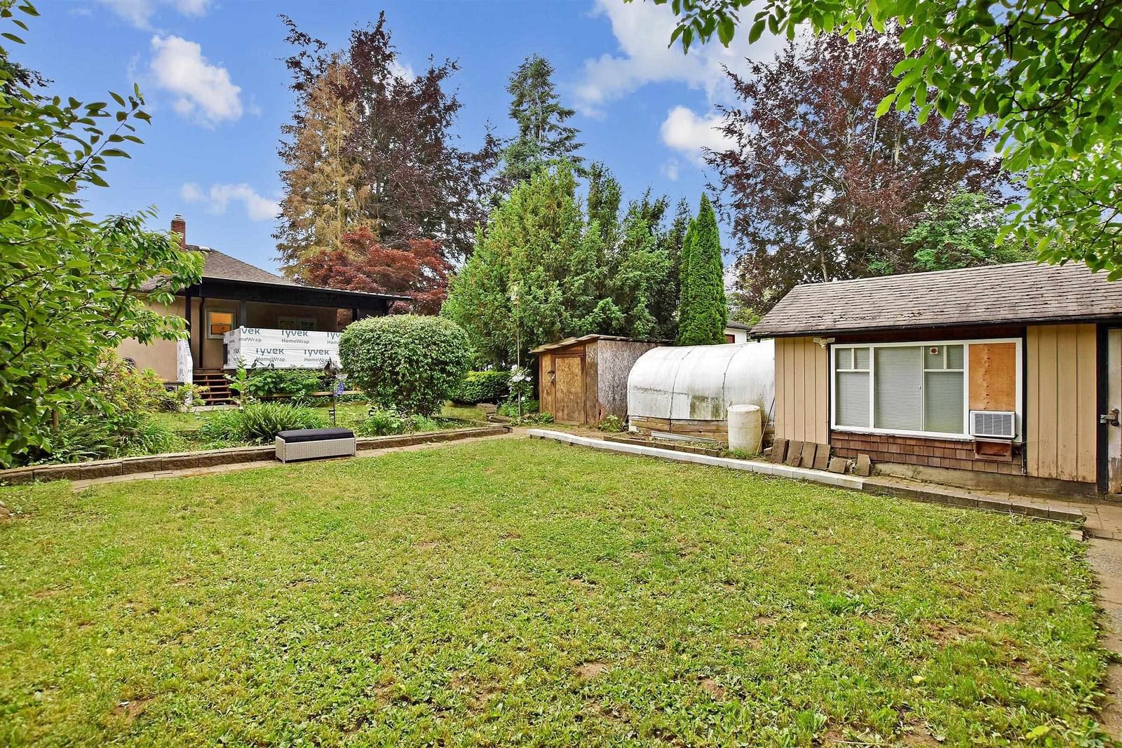 Listing Image 28