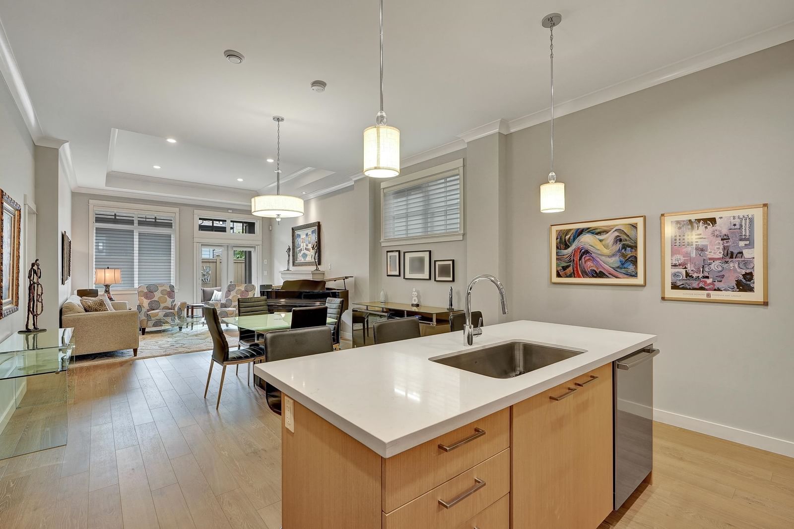 Listing Image 15