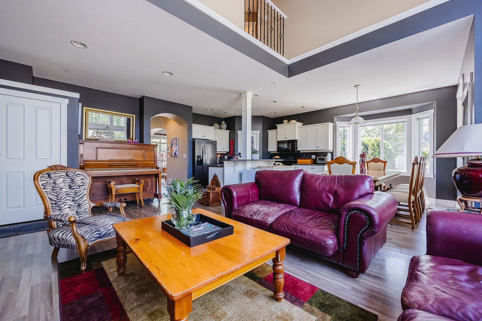Listing Image 19