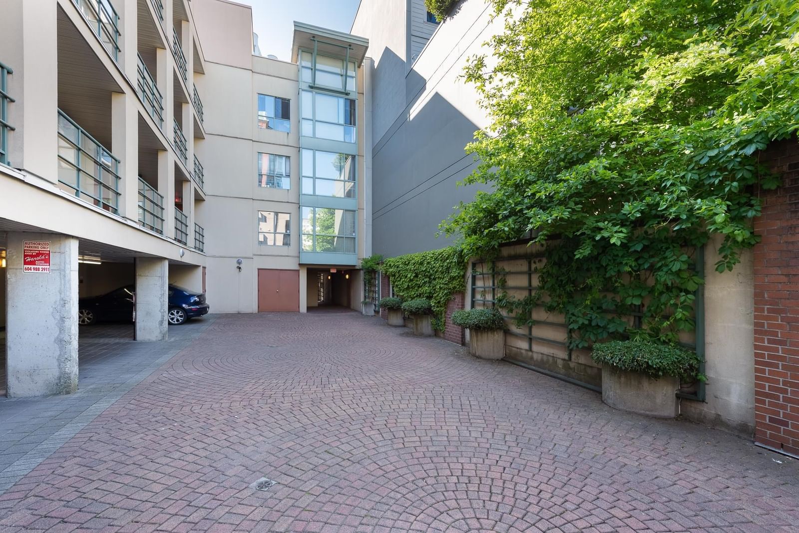 Listing Image 21