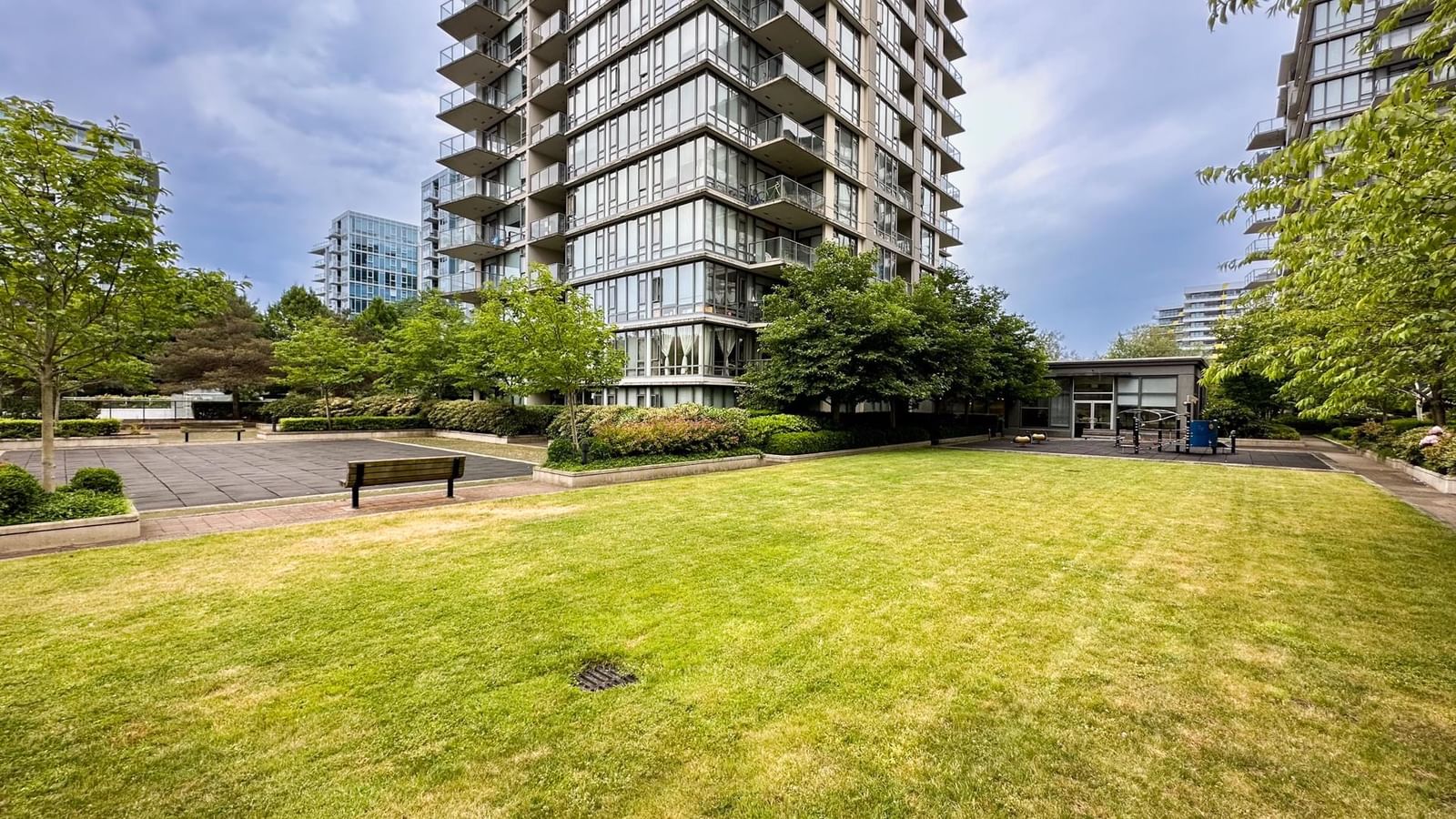 Listing Image 20