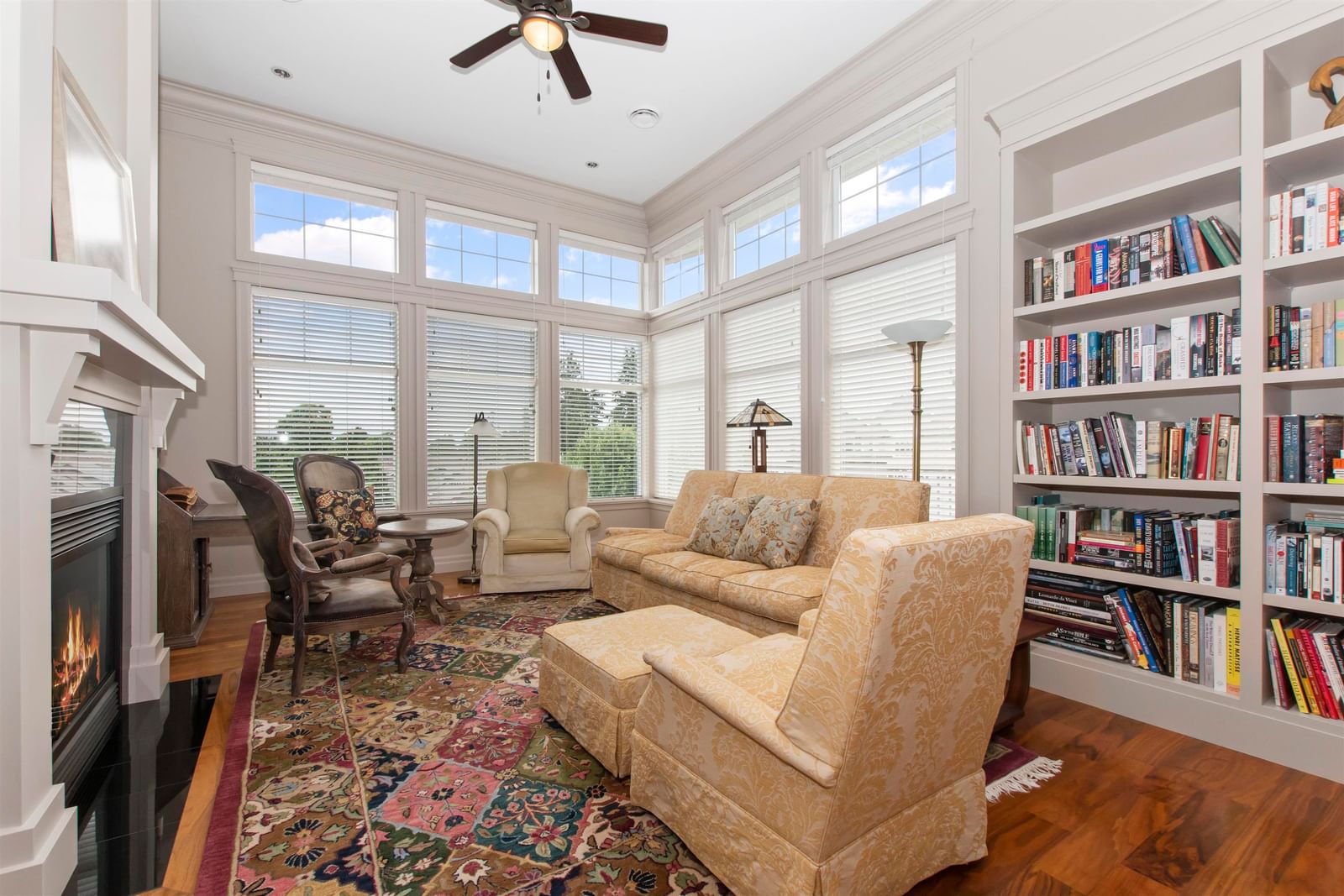 Listing Image 6
