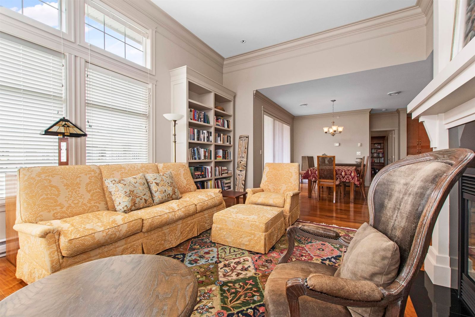 Listing Image 8