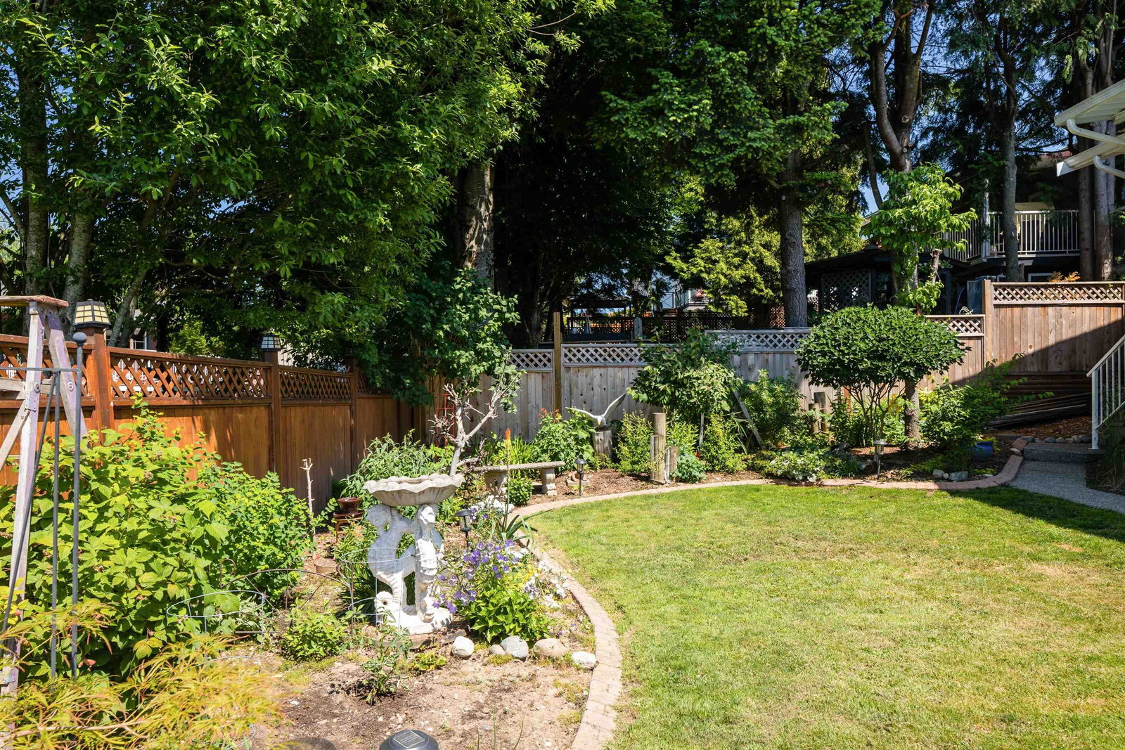 Listing Image 28