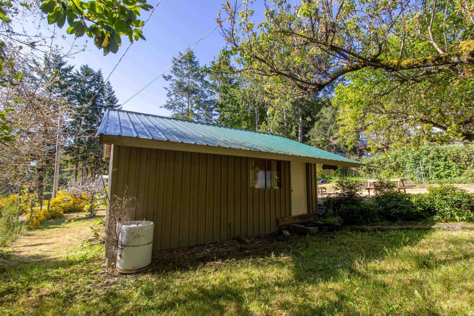 Listing Image 23