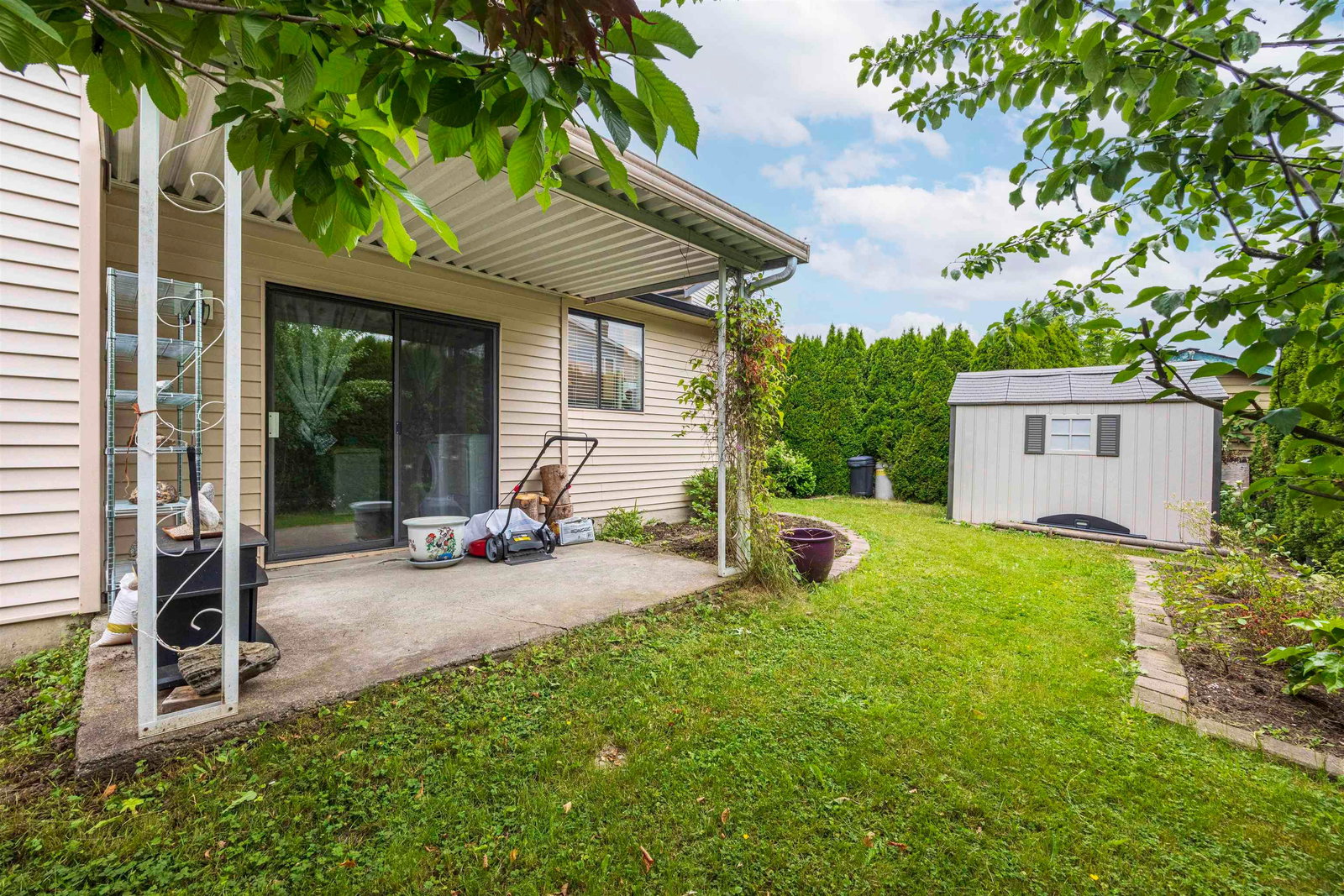 Listing Image 6