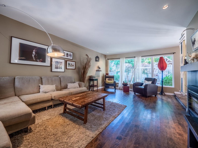 3566 Greentree Lane, North Vancouver, V7R 4C4 | Image 2