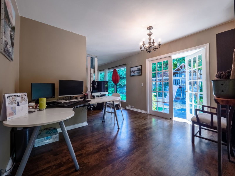3566 Greentree Lane, North Vancouver, V7R 4C4 | Image 3