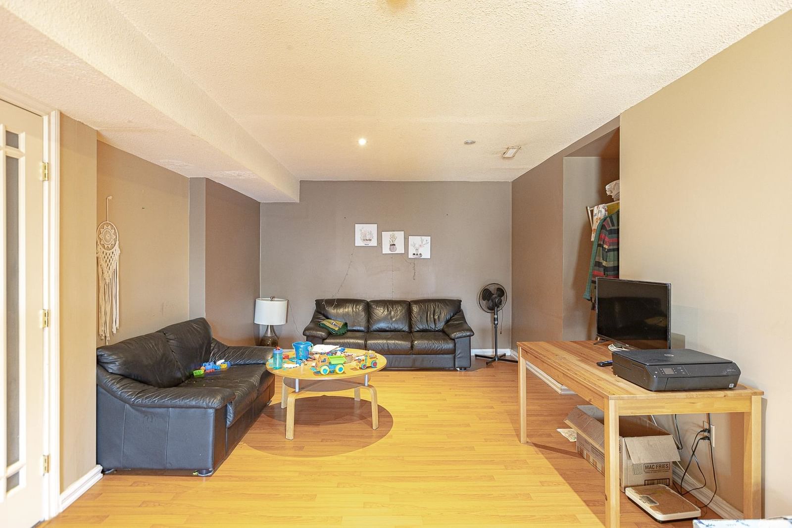 Listing Image 25