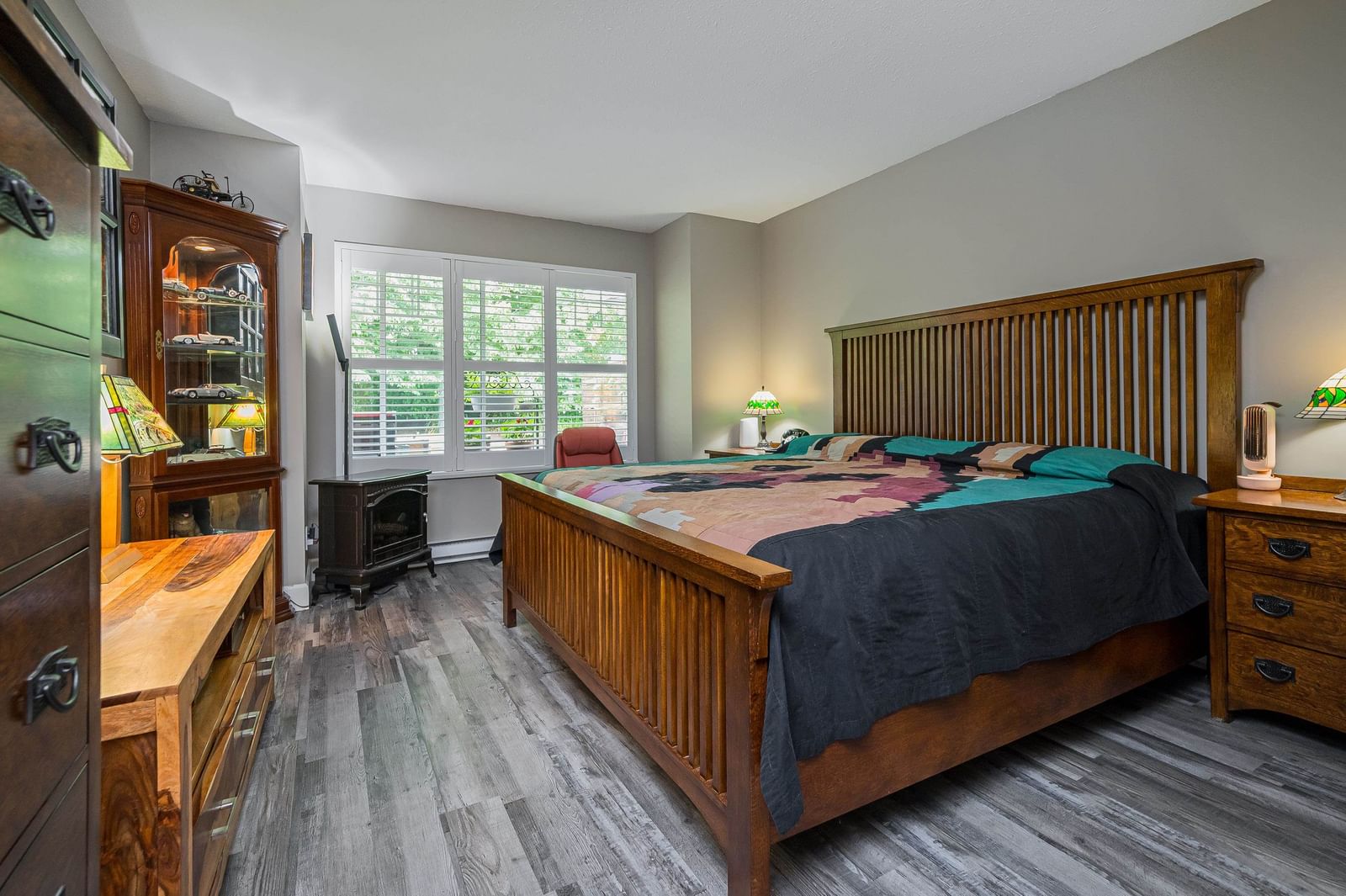 Listing Image 15