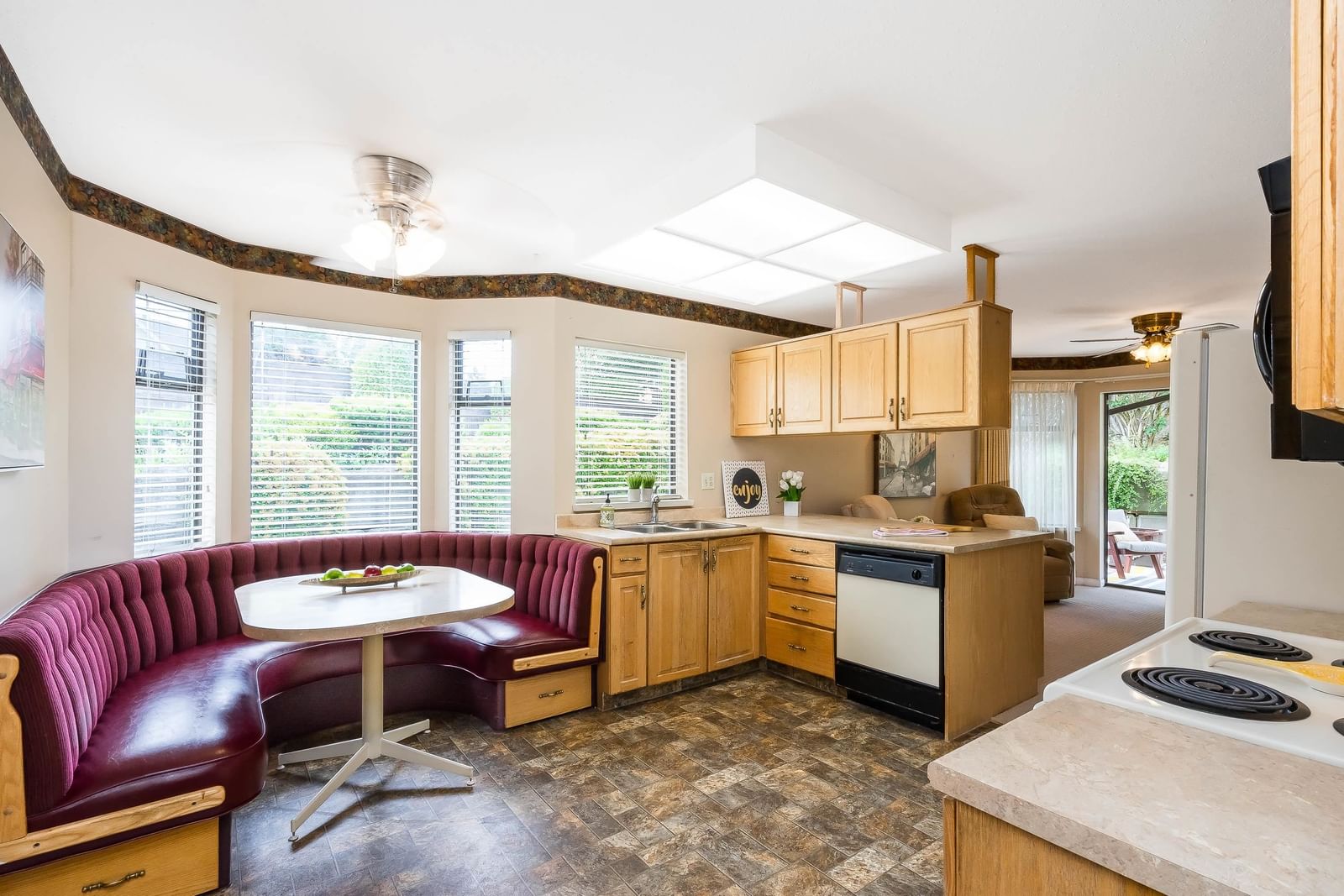 Listing Image 14