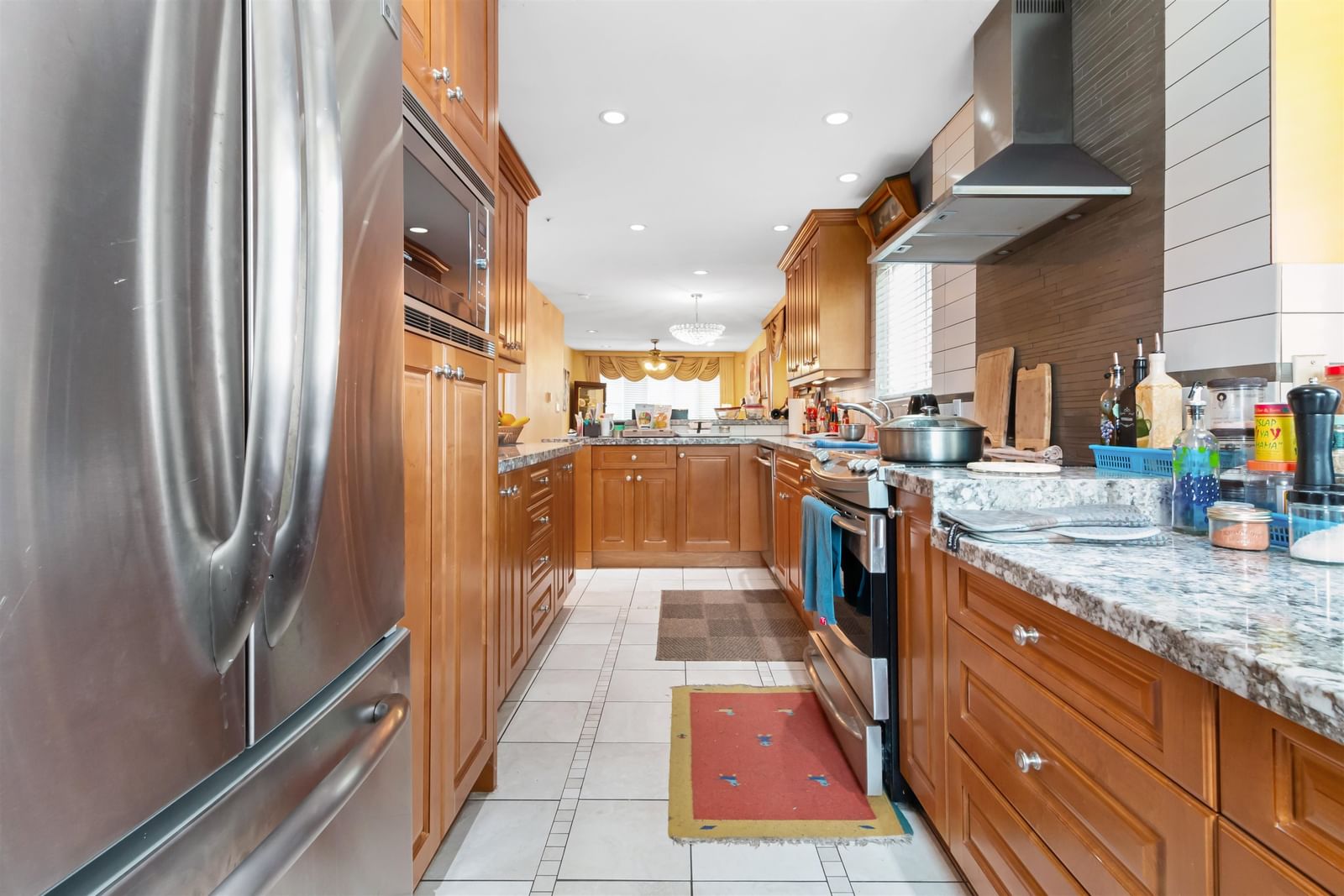 Listing Image 10