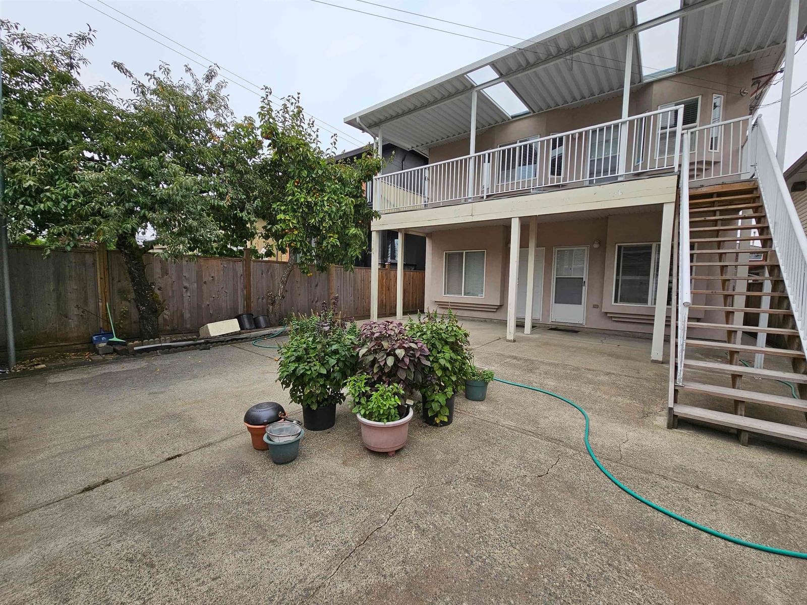 Listing Image 8