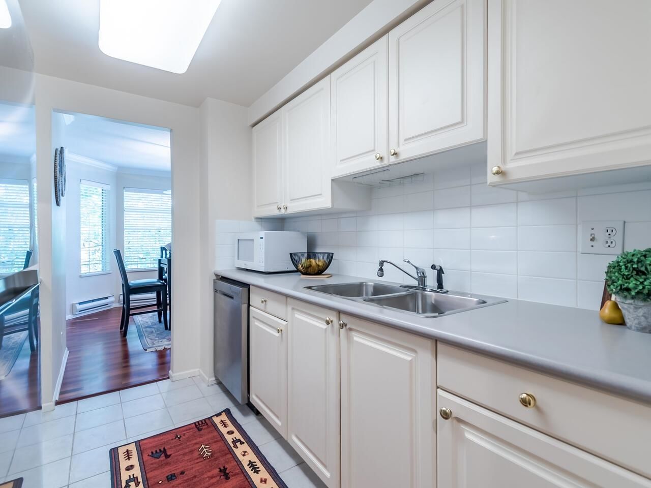 Listing Image 13