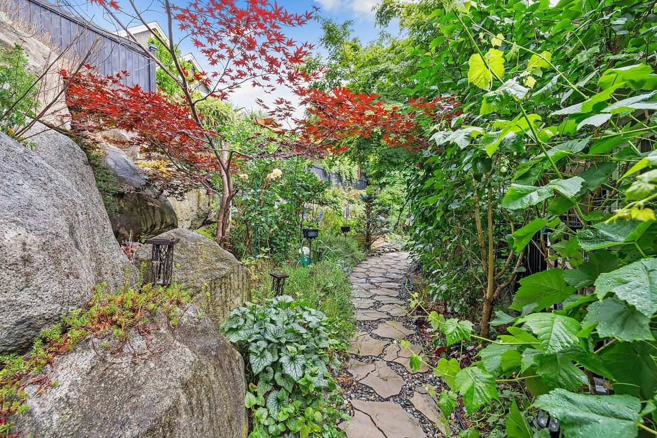 Listing Image 37