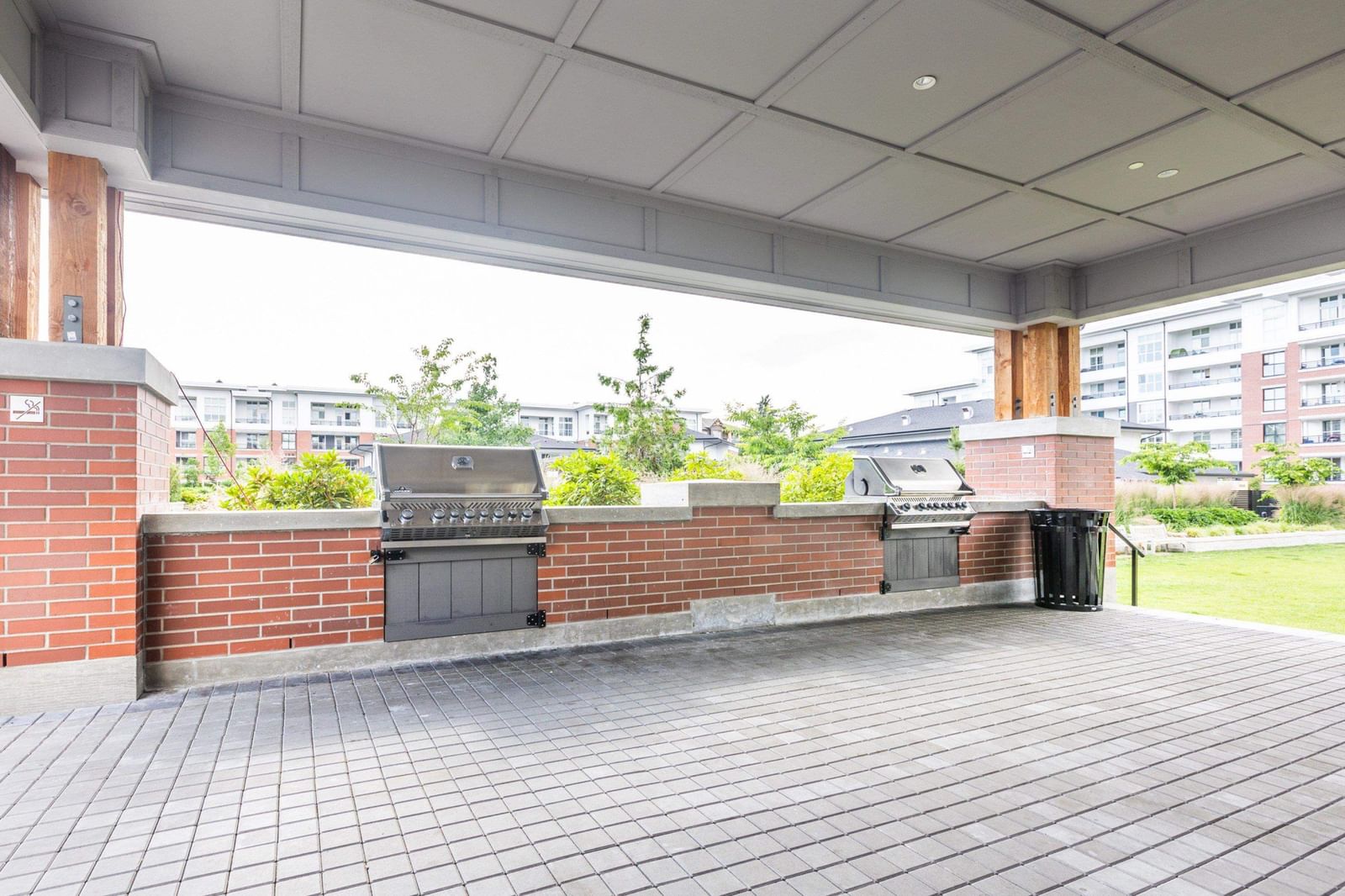 Listing Image 28