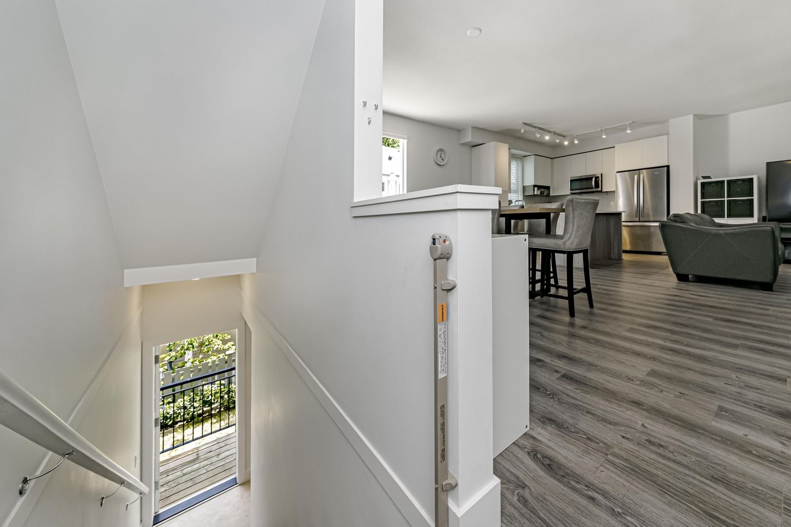 Listing Image 22
